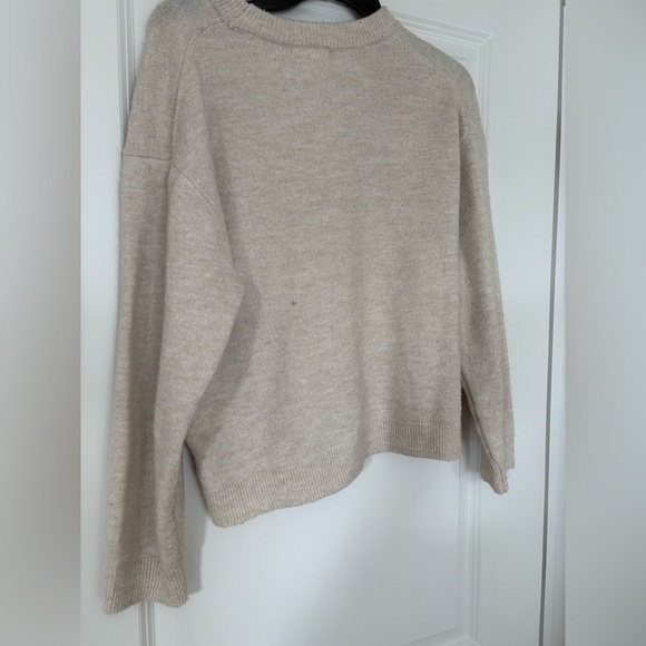Cream/beige H&M crewneck soft sweater small autumn fall lightweight - Picture 6 of 6